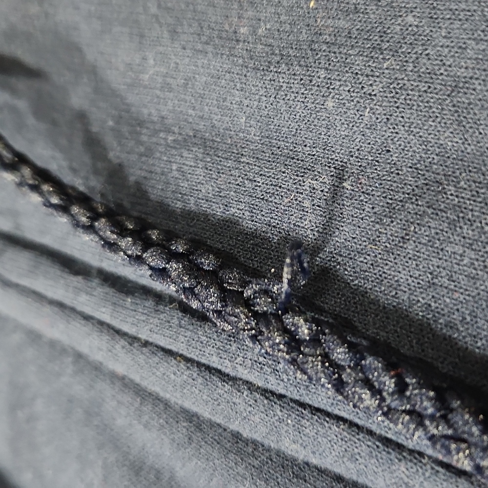 Miller Lite Zip-Up Hooded Hanes Comfort Blend Sweatshirt - Size Medium - Picture 7 of 7